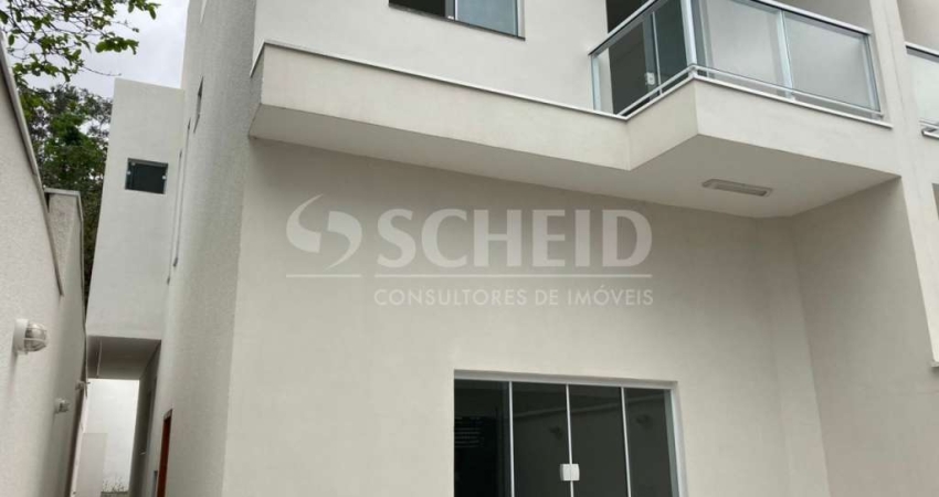 Lindo Sobrado Novo no Jd Belgica 3 suites 182m total Moderna com um amplo quintal!!