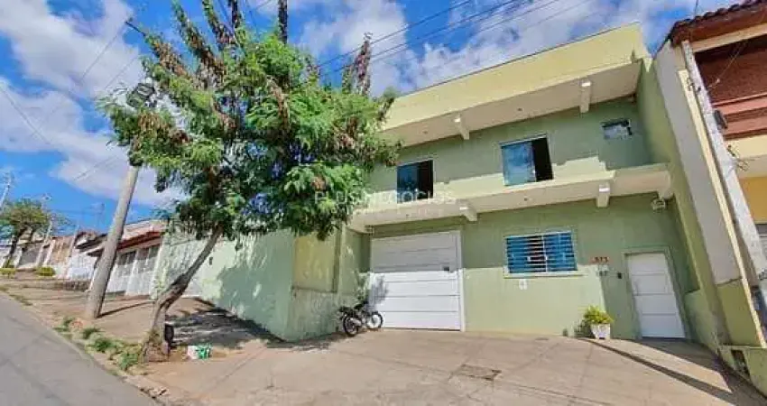 Sobrado com 1 dorm, Jardim Guarujá, Sorocaba - R$ 950 mil, Cod: 219325