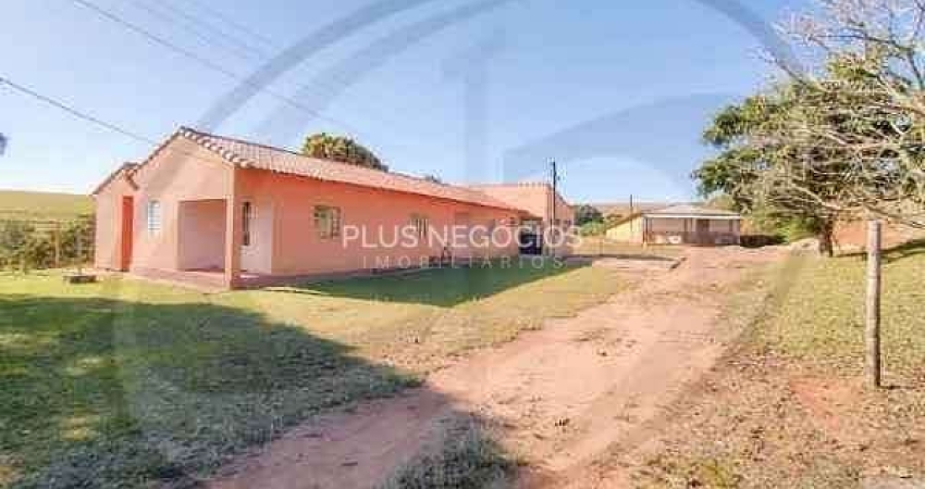 Sítio à venda,  13 alqueires 02 casas sendo uma sede e outra caseiro, Capão Bonito, SP