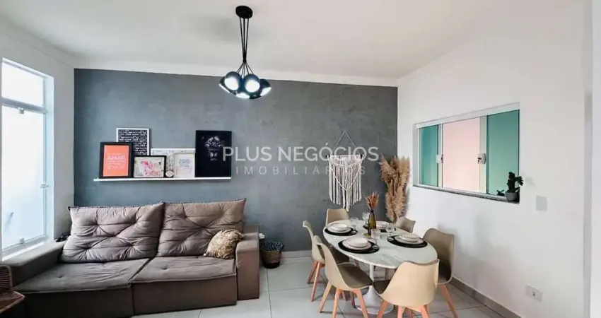 Casa Moderna à Venda: Alexa, Energia Solar, Segurança Completa e com Possibilidade de Expansão por