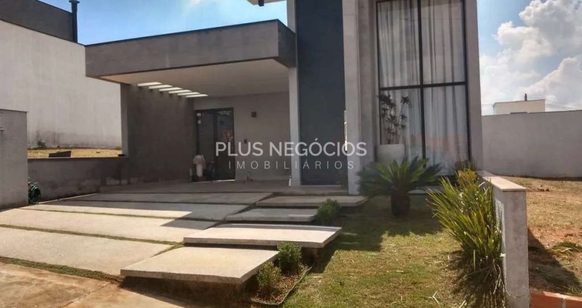 Casa em condomínio fechado no Villagio Wanel, 3 dormitórios, suíte, porcelanato, gourmet, aceita pe