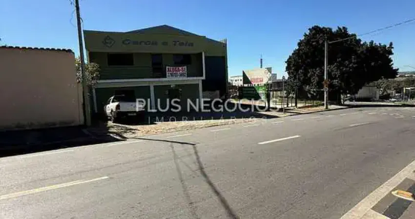 Barracão / Galpão / Depósito com 3 salas para alugar na Rua Pereira da Fonseca, 49, Éden, Sorocaba