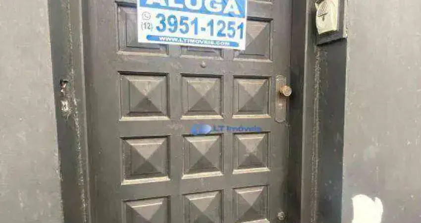 Casa com 3 quartos para alugar na Rua Allan Kardec, 22, Parque Itamarati, Jacareí
