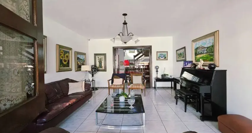 Casa com 4 quartos à venda na Rua Artur Itabirano, 106, São José, Belo Horizonte