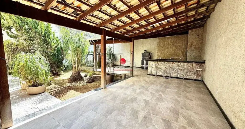 Casa com 4 quartos à venda na Aracati, 227, Parque Xangri-Lá, Contagem