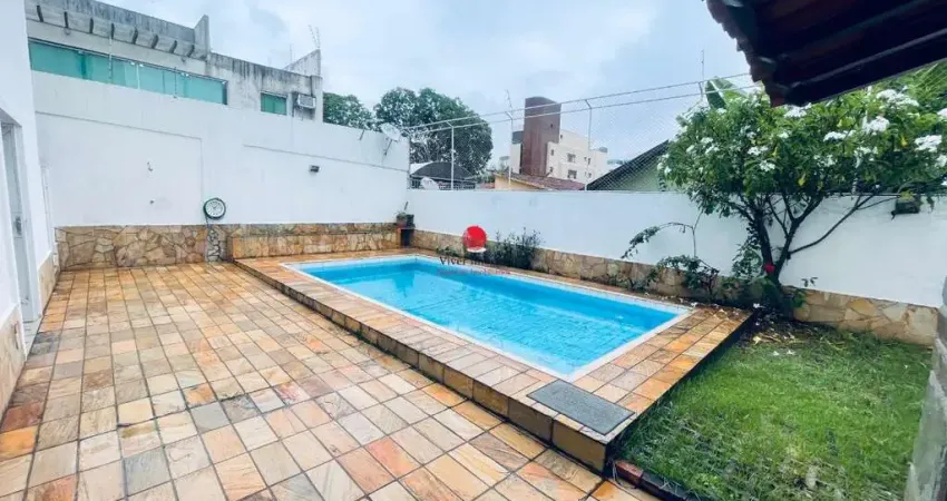 Casa com 4 quartos à venda na Rua Doutor Teles, 174, Liberdade, Belo Horizonte