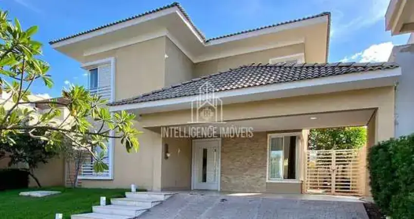 Casa em Condominio à venda com 3 suítes sendo 1 suíte master com closet e sacada e 1 quarto reversí