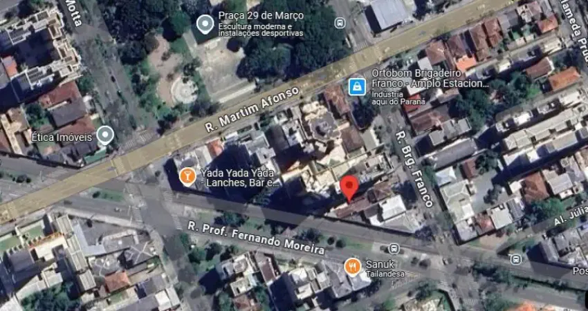 Terreno à venda, Mercês, com 579 m²  Com duas frentes
