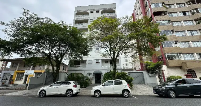 Apartamento reformado no bairro América - Joinville -SC