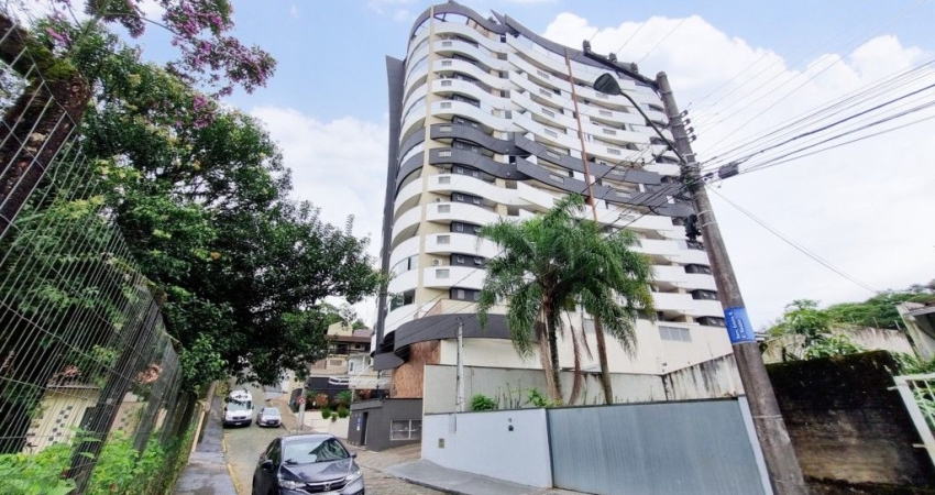 Lindo apartamento com  1 suít e mais  2 quartos à venda no bairro Anita Garibaldi em Joinville - SC