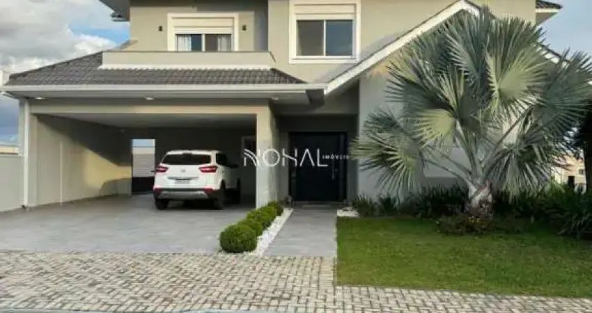 Residência de Alto luxo construída com acabamento em altíssimo padrão