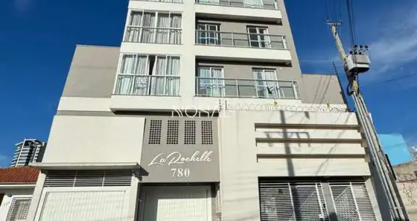 Apartamento Garden com 3 dormitórios sendo 1 suite no Edifício La Rochelle