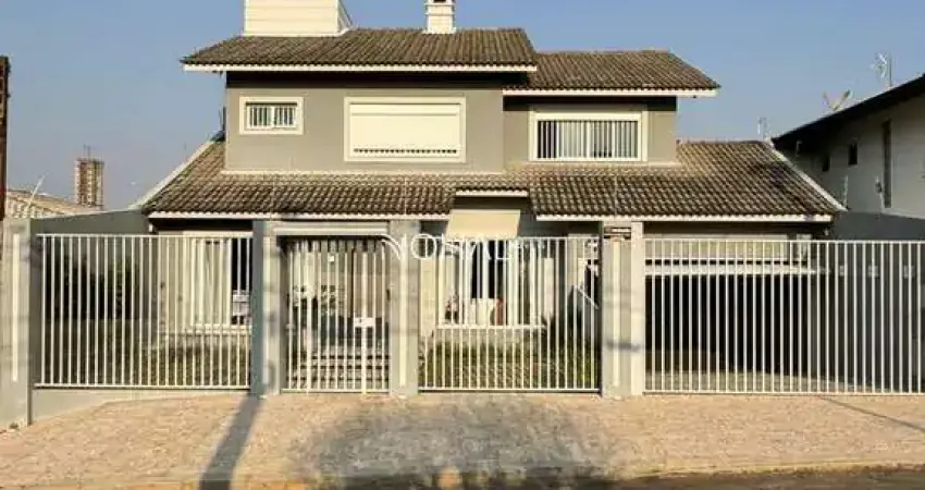 Sobrado a venda com 3 suítes todo Planejado e com Piscina no Bairro Estrela