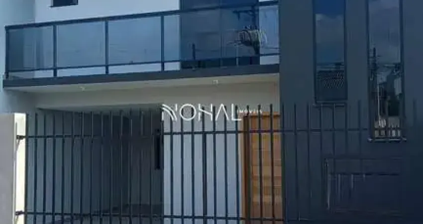 Sobrado a venda com 3 quartos sendo 1 suíte no Jardim Carvalho