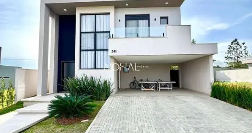 Casa semimobiliada à venda com 3 suítes no Condomínio Terras Alphaville