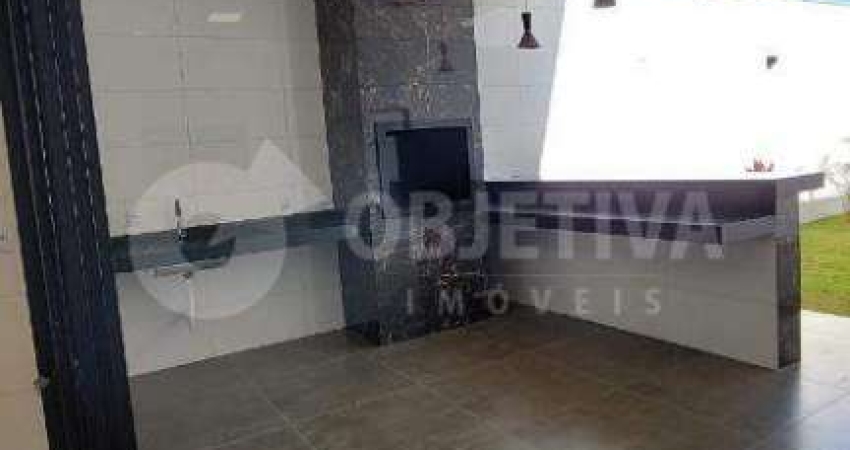 Belíssima casa nova no Bairro Bosque dos Buritis em Uberlândia