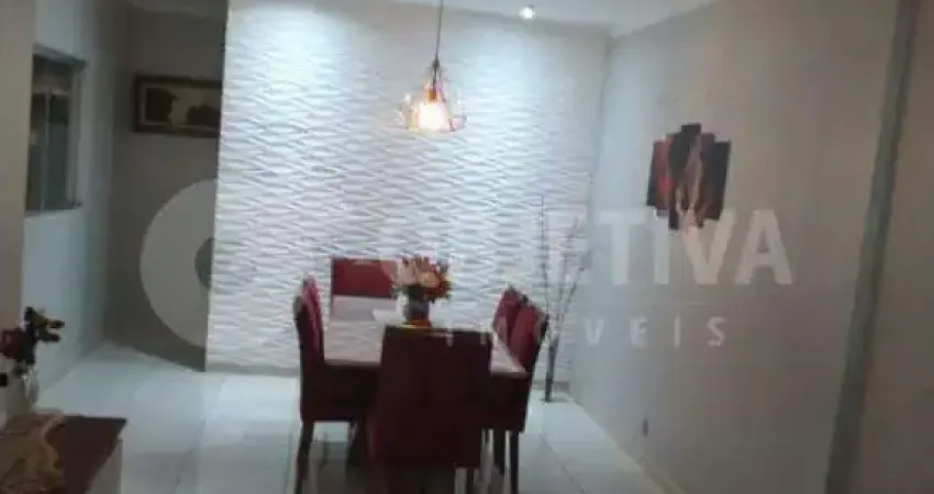 Casa com 3 quartos à venda em São Jorge, Uberlândia 