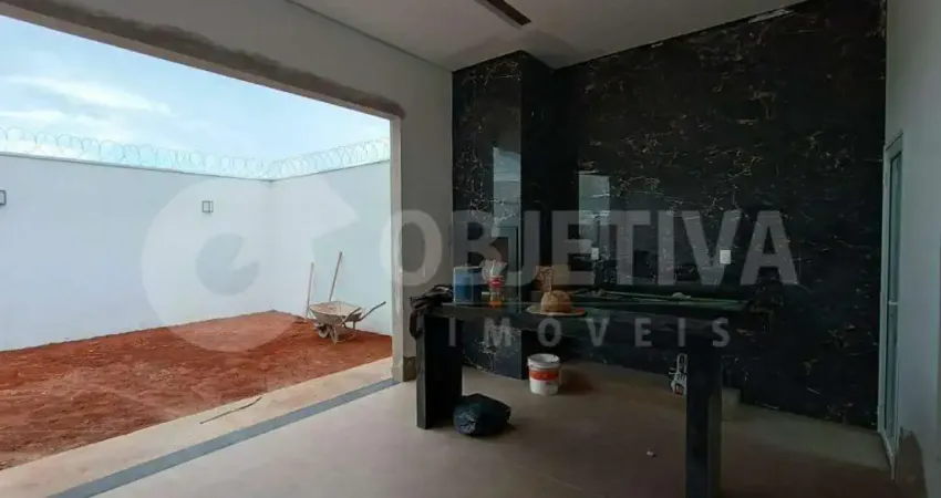 Linda casa no bairro praça alto Umuarama