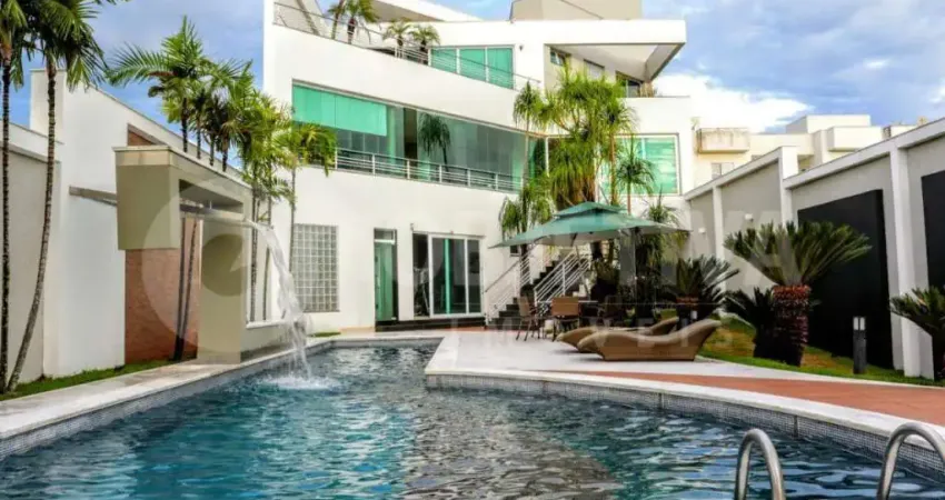 Maravilhosa casa estilo mansão no Bairro Jardim da Colina