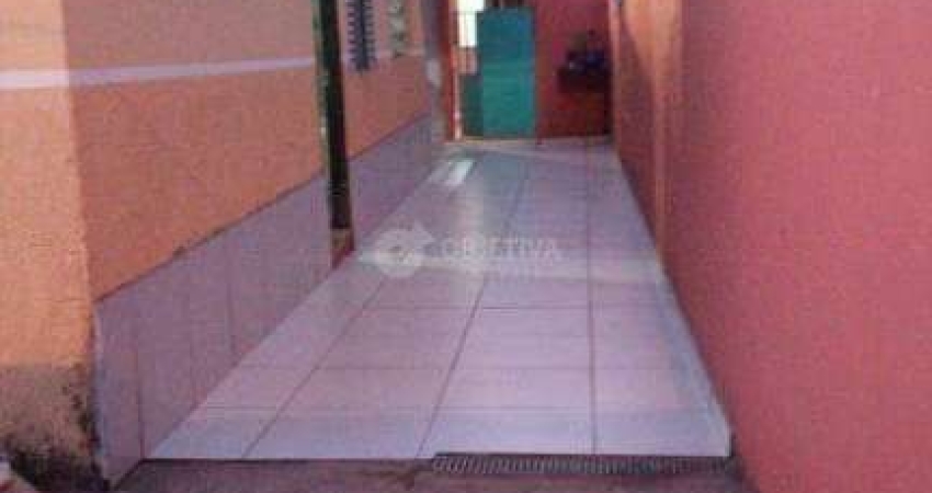 Casa com 4 quartos à venda no Taiaman, Uberlândia 