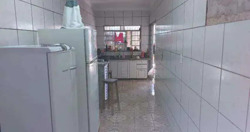 Casa à venda, 4 quartos, 2 suítes, 2 vagas, PLANALTO - UBERLANDIA/MG