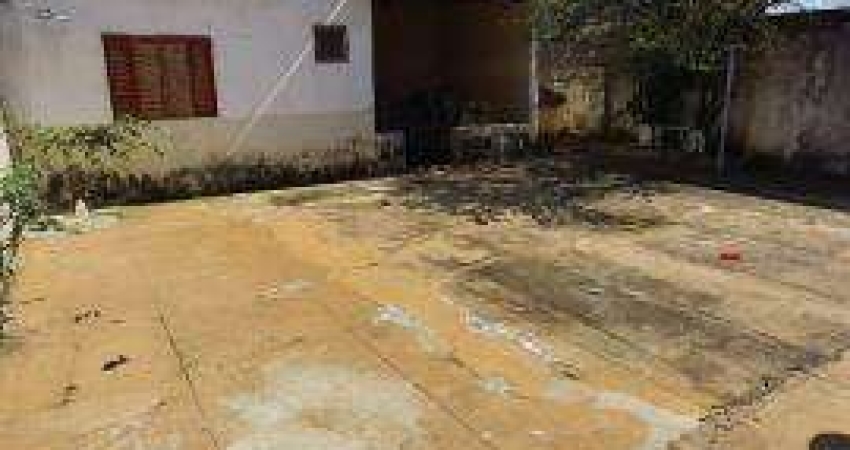 Casa à venda, 5 quartos, 1 suíte, 2 vagas, PACAEMBU - UBERLANDIA/MG
