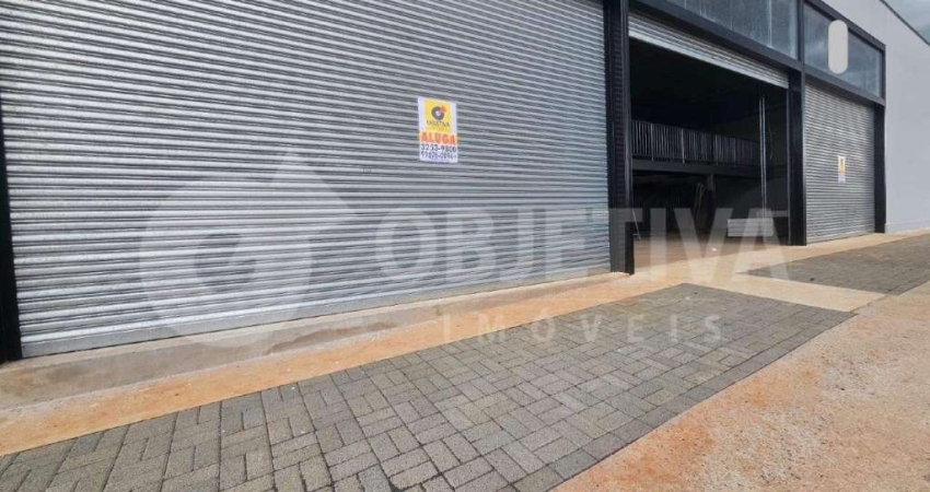 Excelente imóvel comercial disponível para venda no bairro Segismundo Pereira em Uberlândia