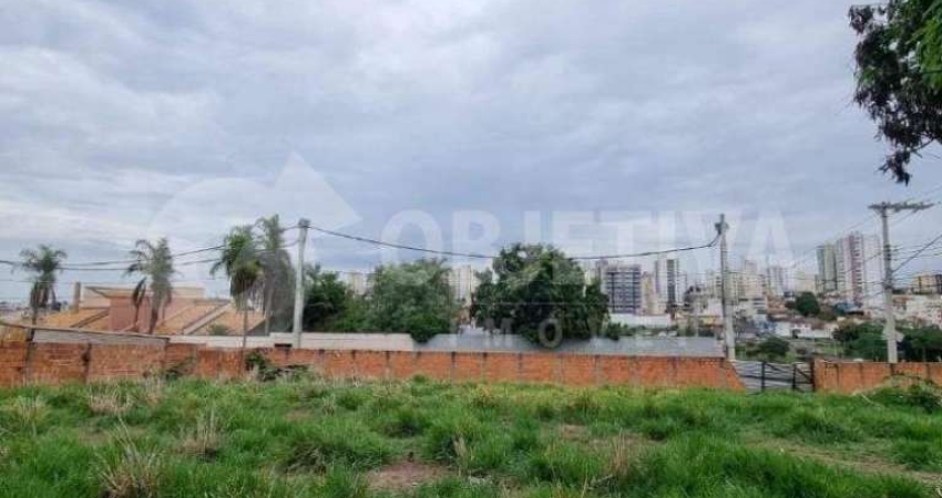 Excelente área localizada em uma região privilegiada do bairro Vigilato Pereira em Uberlândia