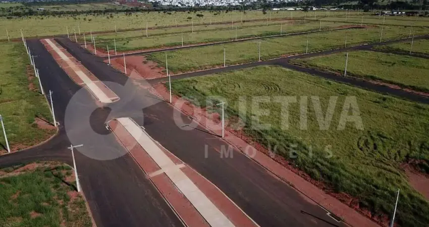 Terreno à venda em Laranjeiras, Uberlândia 