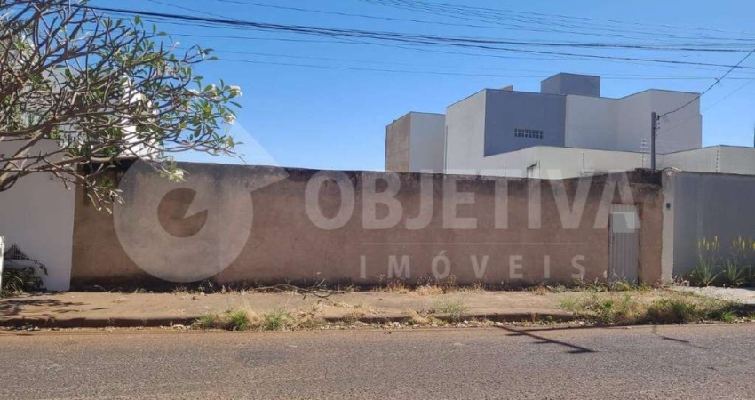 Terreno à venda no Morada da Colina, Uberlândia 