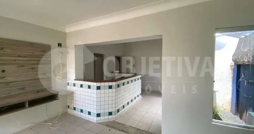 Casa com 4 quartos à venda no Martins, Uberlândia 