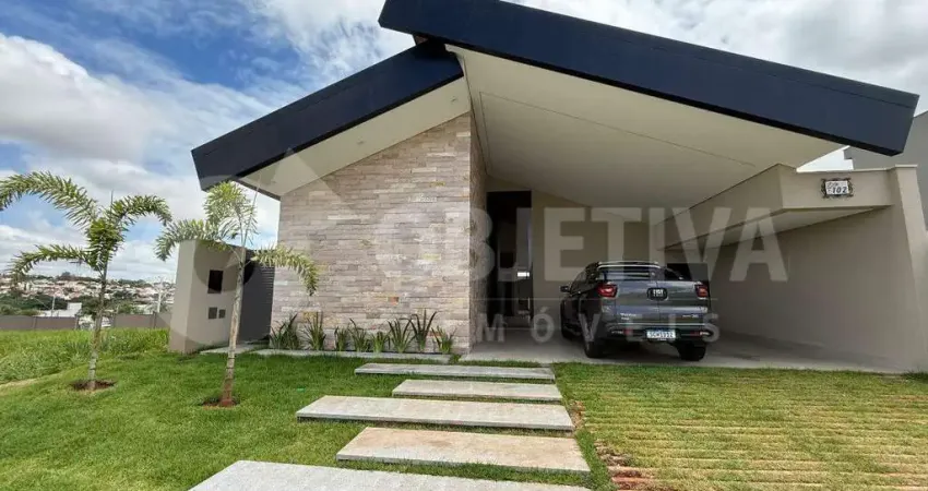 Casa em Condomínio à venda, 3 quartos, 2 suítes, 4 vagas, Tamboré Uberlândia - UBERLANDIA/MG