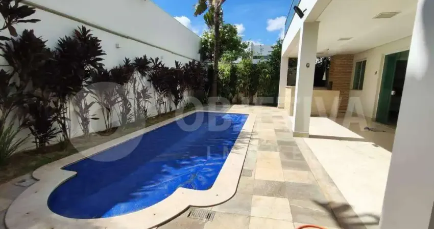 Casa em Condomínio para aluguel, 4 quartos, 4 suítes, 4 vagas, Jardins Roma - UBERLANDIA/MG