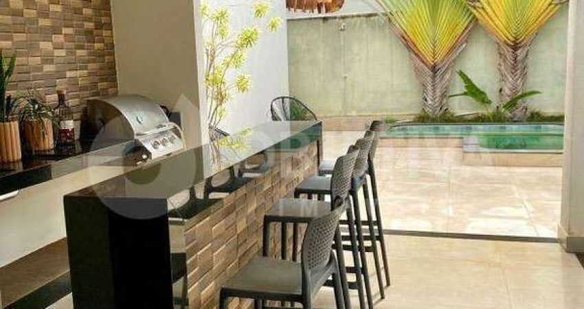 Casa em Condomínio à venda, 3 quartos, 3 suítes, 4 vagas, Splendido - UBERLANDIA/MG