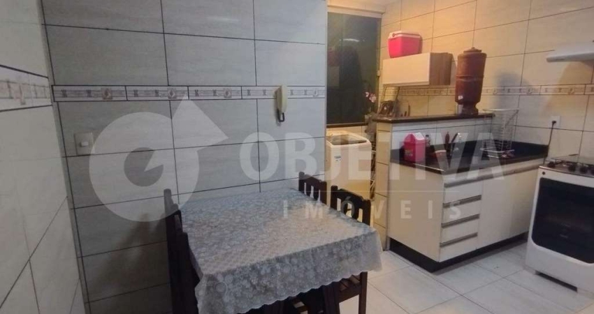 Apartamento à venda, 3 quartos, 1 suíte, 1 vaga, ALTO UMUARAMA - UBERLANDIA/MG