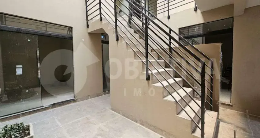 Ponto comercial para alugar em Saraiva, Uberlândia 