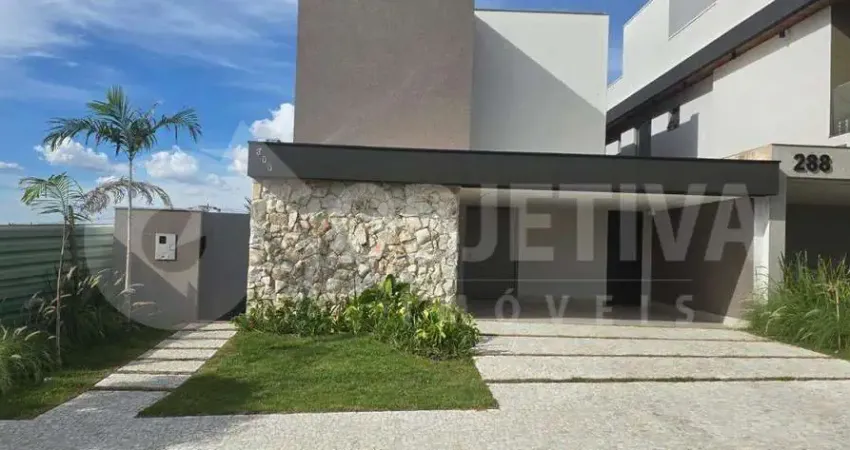 Casa em Condomínio à venda, 3 quartos, 3 suítes, 4 vagas, Tamboré Uberlândia - UBERLANDIA/MG
