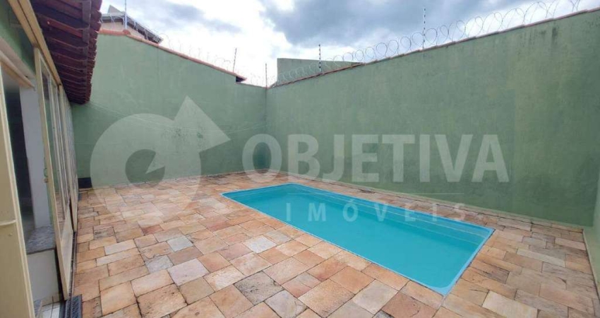 Casa à venda, 3 quartos, 1 suíte, 7 vagas, NOSSA SENHORA DAS GRACAS - UBERLANDIA/MG