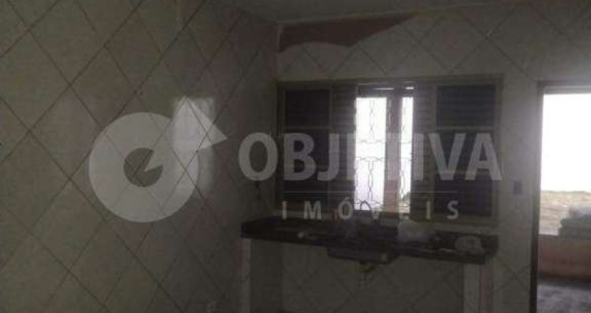 Casa à venda, 2 quartos, 1 vaga, NOSSA SENHORA DAS GRACAS - UBERLANDIA/MG