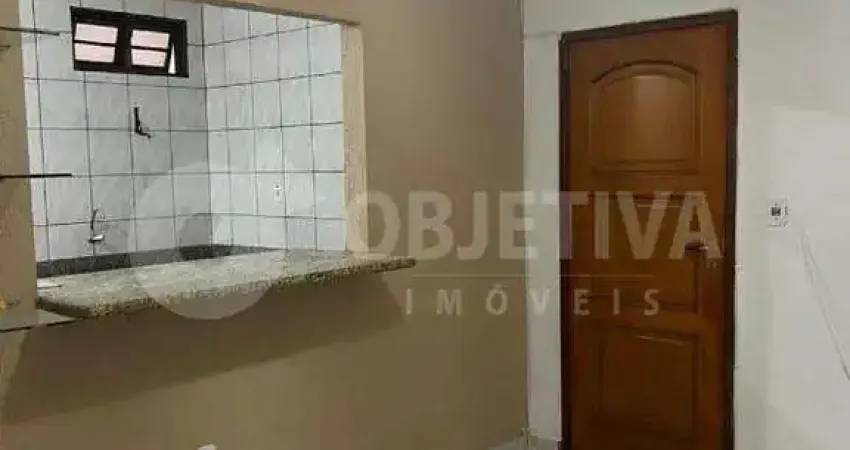 Casa à venda, 3 quartos, 1 suíte, 2 vagas, PLANALTO - UBERLANDIA/MG