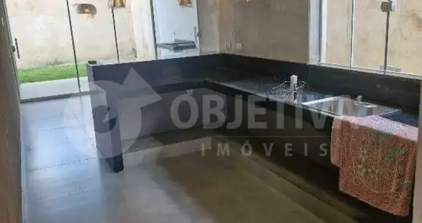 Casa à venda, 2 quartos, 1 suíte, 2 vagas, SAO JORGE - UBERLANDIA/MG