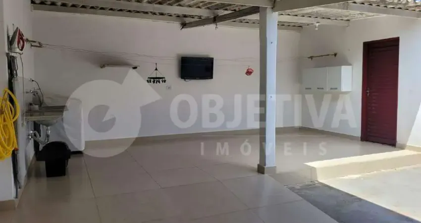 Casa à venda, 3 quartos, 2 vagas, CUSTODIO PEREIRA - UBERLANDIA/MG