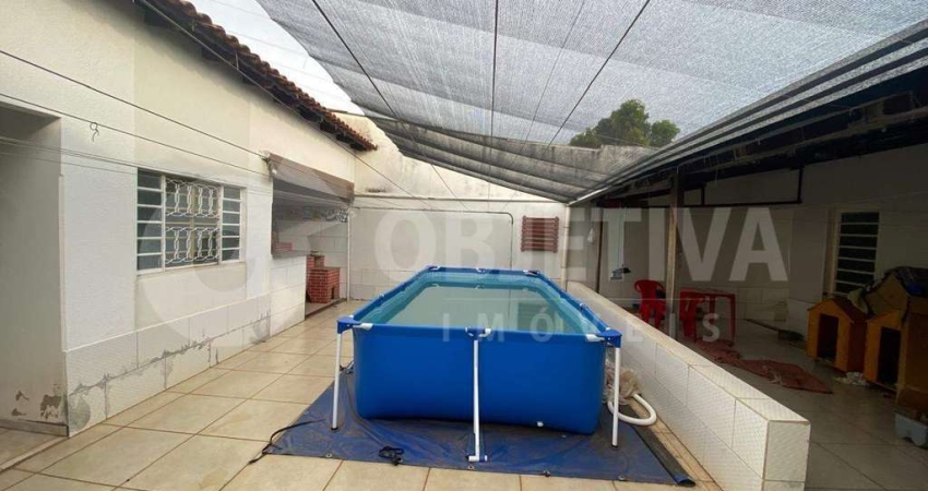 Casa à venda, 3 quartos, 1 suíte, 5 vagas, PACAEMBU - UBERLANDIA/MG
