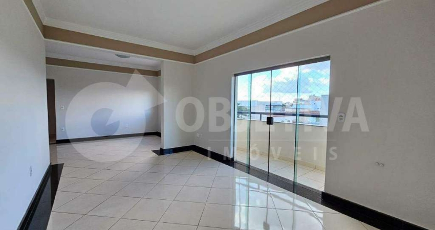 Apartamento para aluguel, 3 quartos, 1 suíte, 1 vaga, Nossa Senhora Aparecida - UBERLANDIA/MG