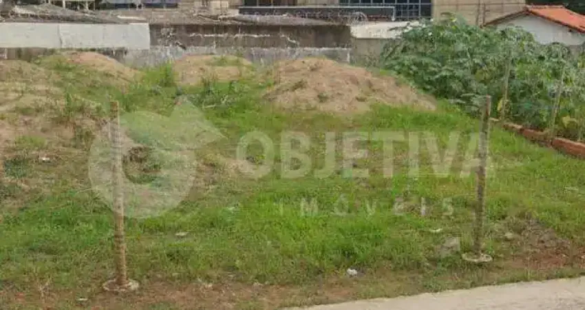 Terreno à venda no Santa Mônica, Uberlândia 