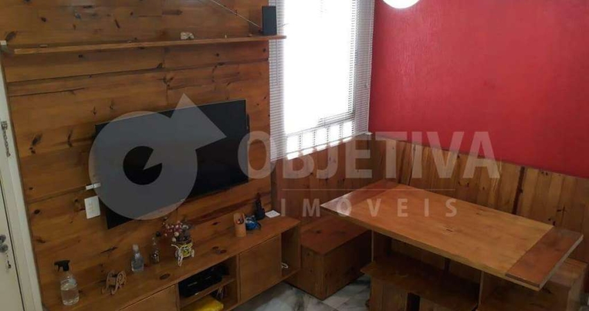 Apartamento à venda, 3 quartos, 1 suíte, 1 vaga, BRASIL - UBERLANDIA/MG