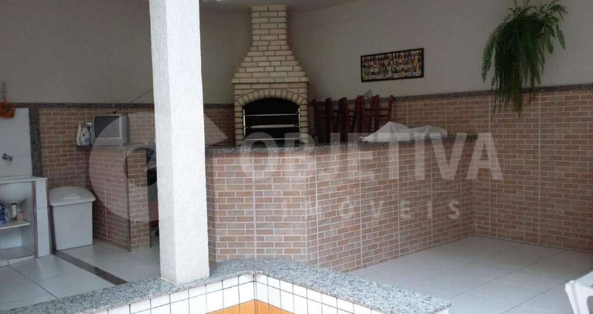 Casa à venda, 3 quartos, 1 suíte, 2 vagas, NOSSA SENHORA DAS GRACAS - UBERLANDIA/MG