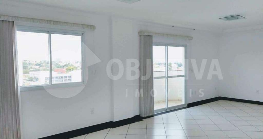 Apartamento à venda, 3 quartos, 1 suíte, 2 vagas, BRASIL - UBERLANDIA/MG
