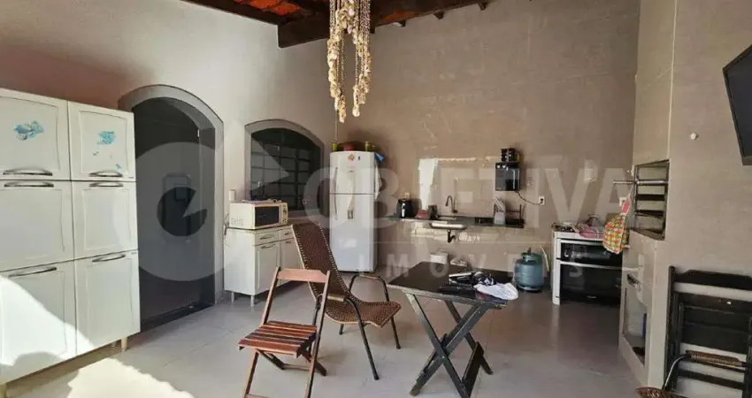 Casa à venda, 2 quartos, 8 vagas, BRASIL - UBERLANDIA/MG