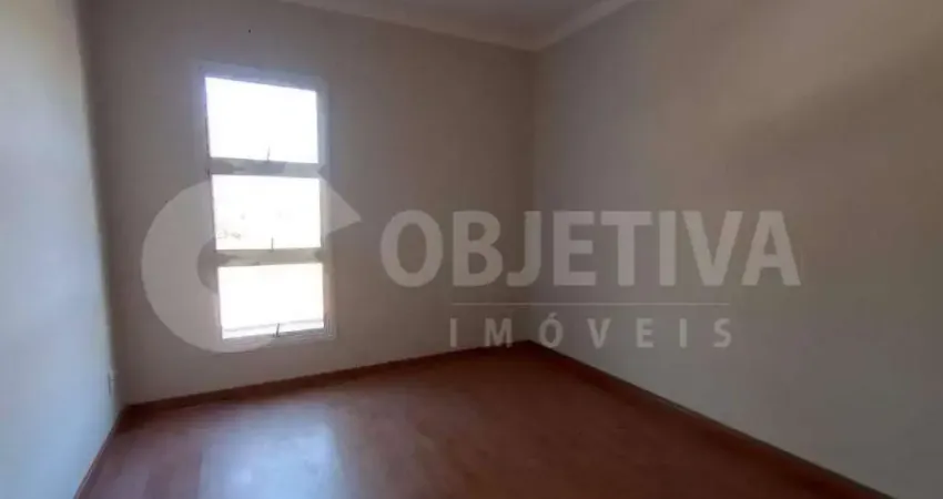 Casa à venda, 3 quartos, 1 suíte, 1 vaga, JARDIM EUROPA - UBERLANDIA/MG